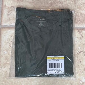 NWT L.L. Bean Men's Green Shirt